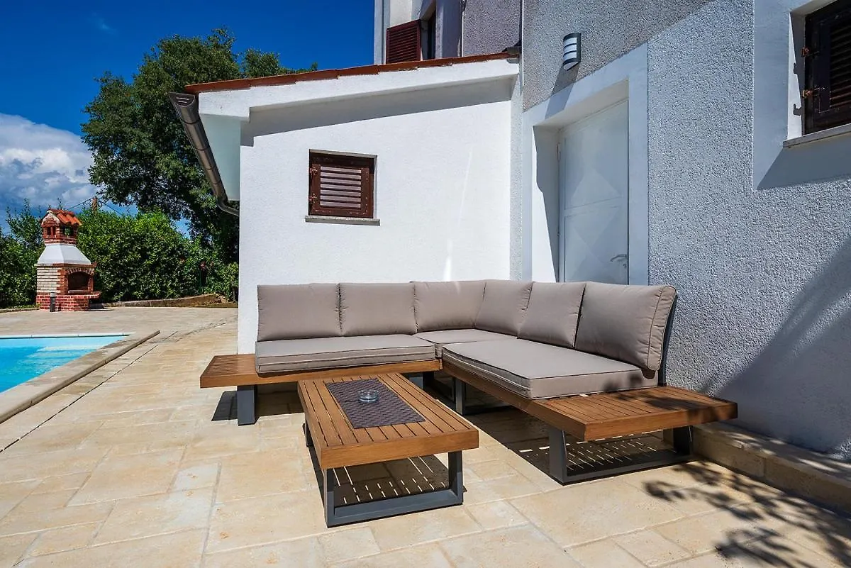 Big Swimming Pool Apartment Monvidal  Pula